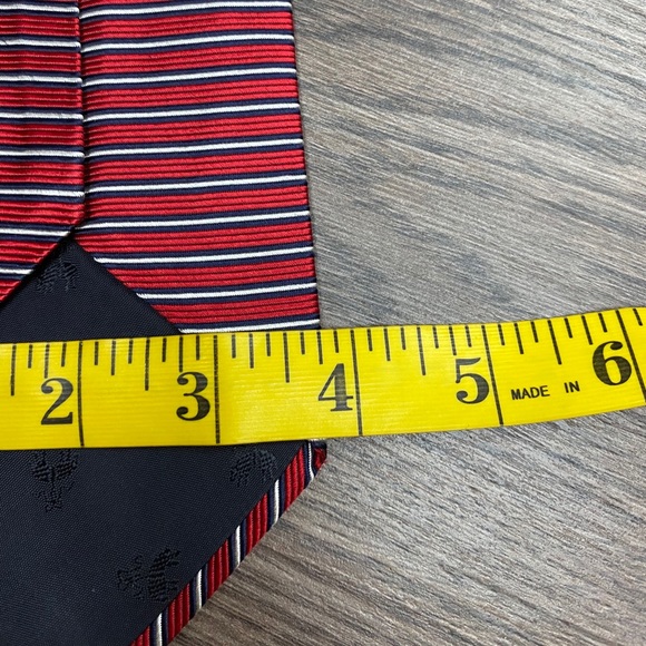 Brooks Brothers Red, Navy & White Stripe Tie - Picture 4 of 4
